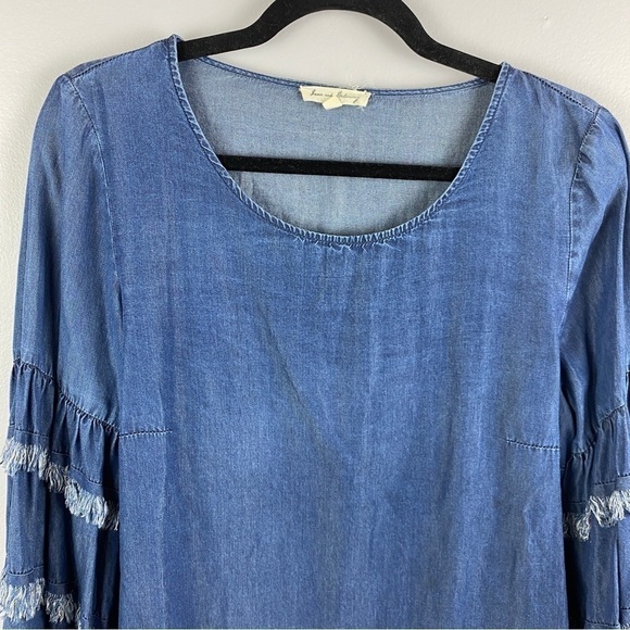 JANE & Delancey Chambray Lyocell Boho Tiered Fringe Sleeves Top Medium - Picture 6 of 10